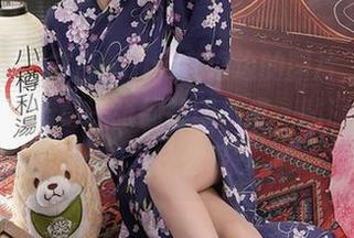 秀人网 – 白白Alina在海边的图片，真想把图包里的每一张都打印出来，贴满我的墙，为什么呢？