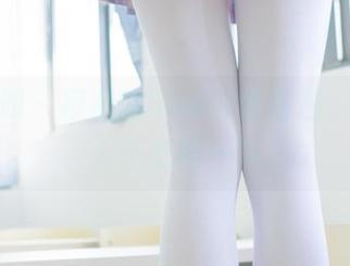 稚乖画册 – 夜夜的80d白丝图包，想一般人不想的一切