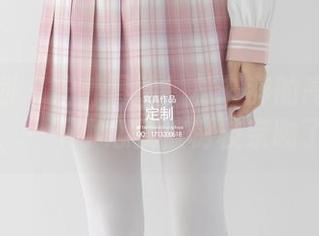 紧急企划 – 户外冒险！林书辞的高清写真集，一不小心就被树枝亲吻了！
