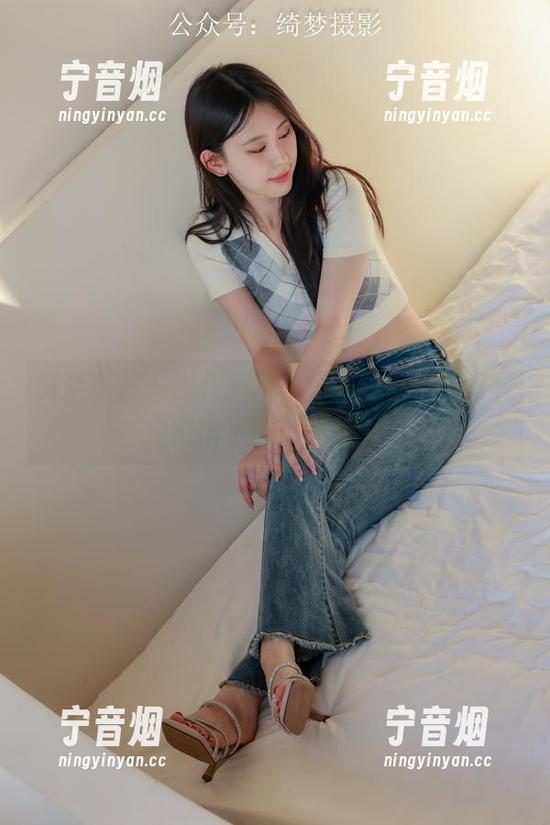 绮梦摄影-小艺 绮梦摄影 - 那件旗袍,真是让小艺的写真变得出乎意料的有趣…