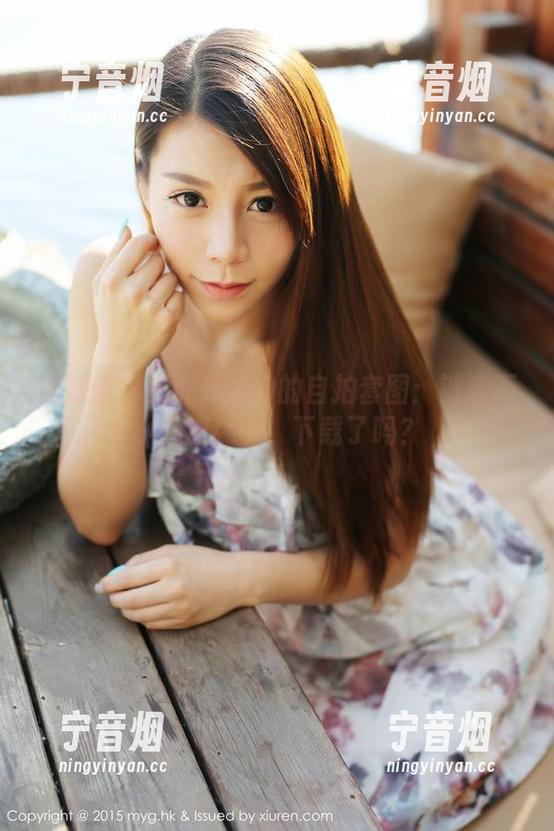 美媛馆-熊吖BOBO 美媛馆 - 熊吖BOBO的自拍套图:键盘不小心被舔了,下载了吗?