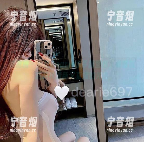 脸红Dearie 微密圈 - 脸红Dearie水手服图包,谁能抗拒这样清新又直接的冲击