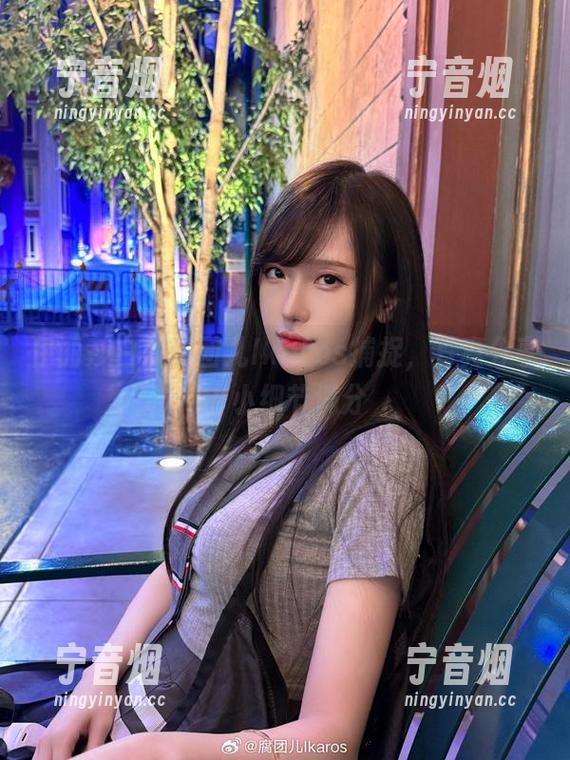 腐团儿Ikaros 伊丽莎白被腐团儿Ikaros捕捉,写真分享中小细节满分