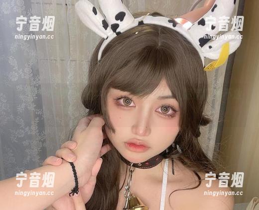 芊川一笑MNK 芊川一笑MNK的牛仔梦:高清美图,眼睛盯着不放的叛逆气息。
