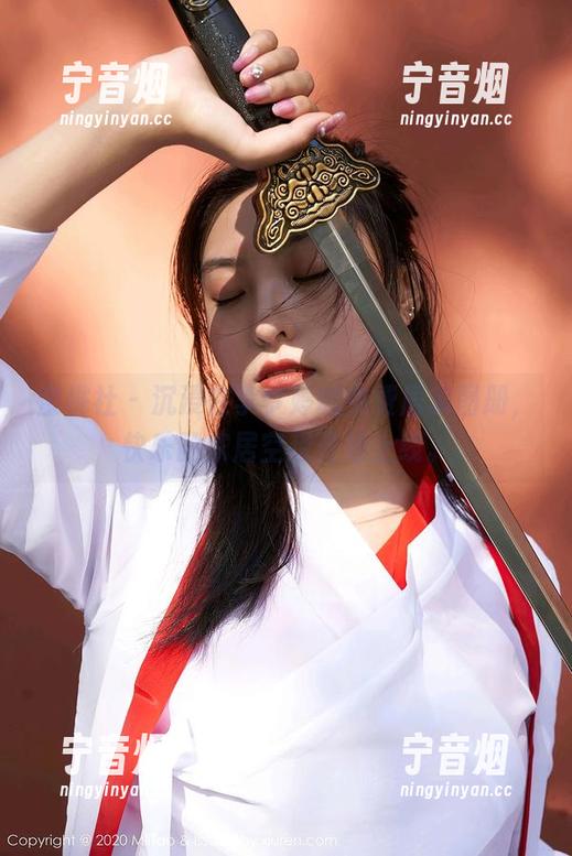 蜜桃社-李梦婷 蜜桃社 - 沉浸在李梦婷的免费居家图册,快乐的家居空想开始上线。