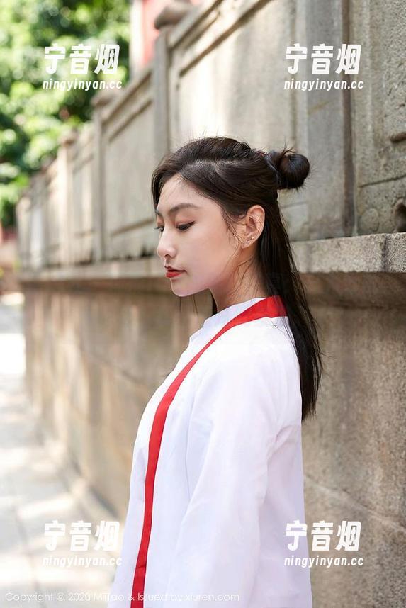 蜜桃社-琉璃lily 蜜桃社 - 琉璃lily的免费写真:只为她的秘密,幸福感从此暴增。