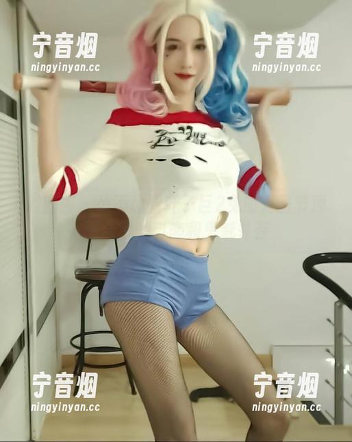 轩子巨2兔 微密圈 - 怂不怂看轩子巨2兔的万圣节原图合集,自恋和鬼魅并存