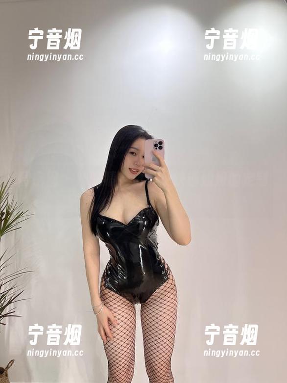 铁锤姐姐 微密圈 - 辣眼睛?更多是铁锤姐姐的定制风情秀啊!