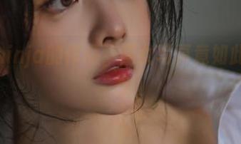 阿寨寨ninja的作品，巫女写真竟如此引人遐想