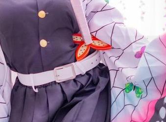 俊男美女私房写真大对决：在浴室里抢镜的雨波_HaneAme！