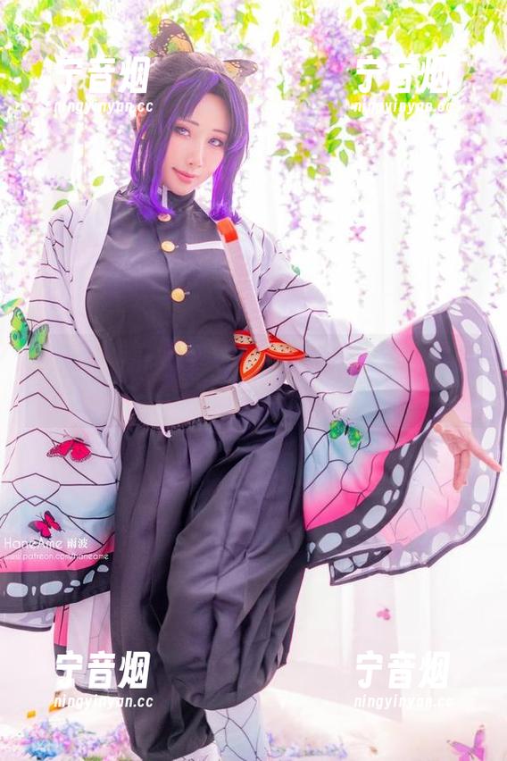 雨波_HaneAme 俊男美女私房写真大对决:在浴室里抢镜的雨波_HaneAme!