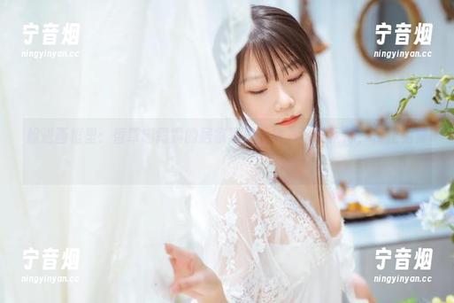 香草喵露露 躲进画框里:香草喵露露的居家写真,来,不要犹豫,反正免费!
