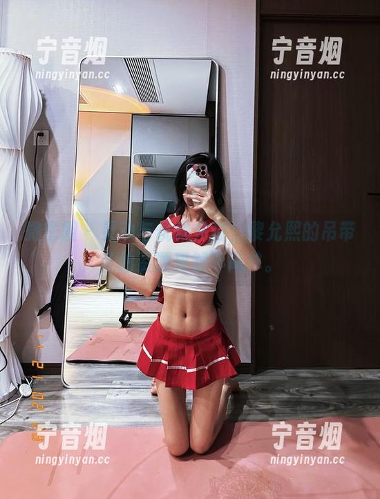 黎允熙 微密圈 - 灵动与优雅并存,黎允熙的吊带私拍资源果然不简单。